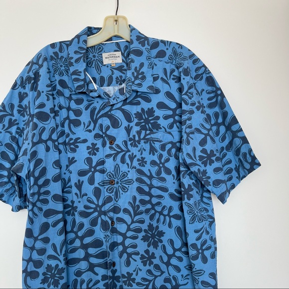 Mens Quiksilver Waterman Button Down Shirt - Picture 2 of 10